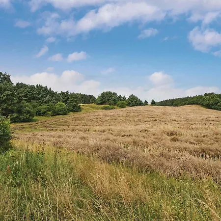 Feriehus Three-bedroom Holiday In Knebel